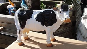 Kuh Kalb Figur Deko Groß Garten Skulptur Tier Bauernhof Dekoration Tierfigur - Picture 1 of 1