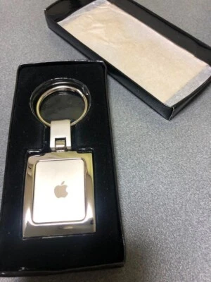 Chaveiro Apple Original Novidade Prata Metal Logotipo com Caixa Vintage Raro - Imagem 1 de 3