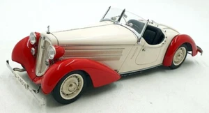CMC 1/18 Scale Diecast M-075C Audi Front 225 Roadster 1935 - White/Red - Picture 1 of 6
