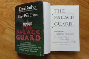 CBS News Journalist DAN RATHER signed THE PALACE GUARD 1974 Book RICHARD NIXON - Picture 1 of 2