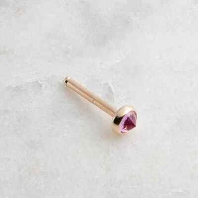 Piercing de perno de hélice con tornillo de fosa nasal de turmalina rosa de 3 mm con piedra de oro de 14 quilates Foto 1 de 4