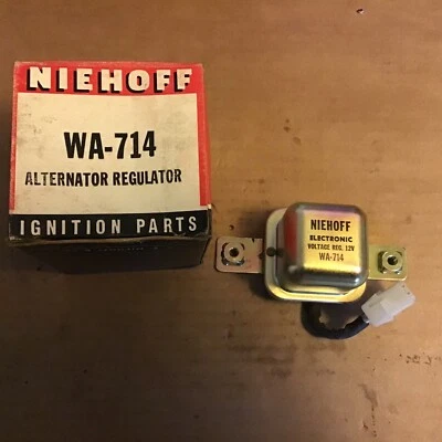 Regulador de voltaje electrónico Datsun 710 1973-74 Niehoff #WA-714 nuevo  Foto 1 de 4