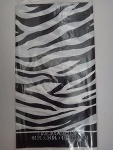 Unique Plastic Zebra Chic Tablecover Tablecloth Black White 54"x84" 137cm x213cm - Picture 1 of 4