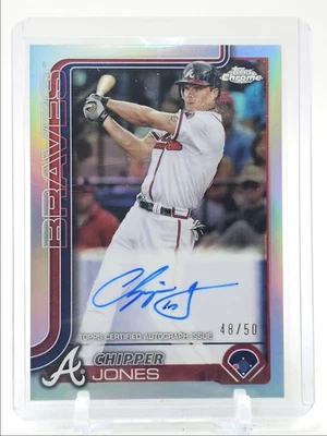 CHIPPER JONES 2025 TOPPS CHROME LEGENDS AUTOGRAPH REFRACTOR AUTO /50 Q0859 - Image 1 of 2