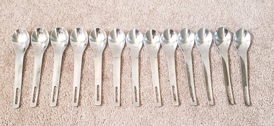12 cucharaditas de postre Mikasa 18-8 acero inoxidable Corea MIS28 cubiertos Foto 1 de 4