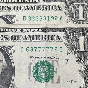 Lot Of 2 US 5 Of A Kind One Dollar Bills 77777 And 33333 Fancy Serial Numbers  - Picture 1 of 15