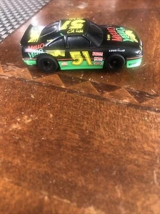 COCHE RANURA TYCO Days Of Thunder Mello Yello 51 buen funcionamiento limpio - Imagen 1 de 6