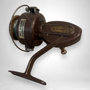Vintage Eagle Claw Wright & McGill Co. Model No. 325 Spinning Reel - Picture 1 of 7
