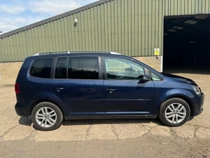 VOLKSWAGEN TOURAN SE TDI 2011 - 61 PLATE - Picture 1 of 11