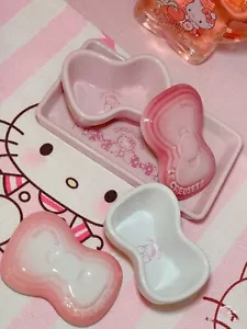 Le Creuset *Hello Kitty Limited Edition Maison de Paris Pink Chawanmushi Bowl 2 - Picture 1 of 3
