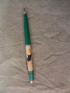 #CC7. WOMAN IN SWIMSUIT CHANGING SOUVENIR BIRO PEN - Picture 1 of 2