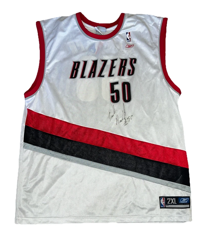 Camiseta firmada por Zach Randolph #50 Portland Trail Blazers autografiada sin certificado de autenticidad Foto 1 de 4