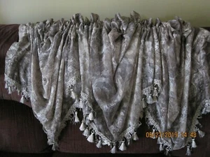 JCPenney Royal Velvet Rome transparente Platte & Wasserfall Volants in Kerzenschein Multi - Bild 1 von 20