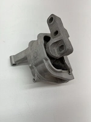 Audi Q3 2015-2018 montaje de motor derecho Quattro 2,0 L 5N0199262 OEM Foto 1 de 4