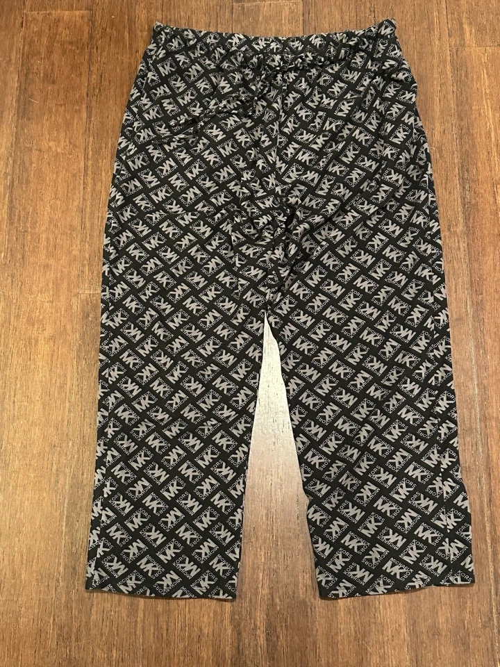 Pantalones de pijama Michael Kors para hombre negros grises con estampado de logotipo talla grande Foto 1 de 4