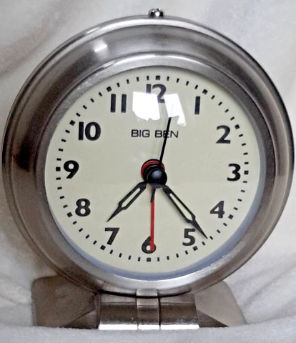 Big Ben Desk Alarm Clock 0511 Metal Finish 4.25" Tall 4" Wide Chime VTG Cover