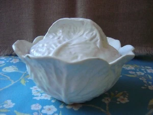 Vintage Portugese Bordallo Pinhiero Cabbage Leaf Sugar Bowl/Salt Pot - Picture 1 of 11