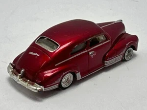 RV-MM 2000 Collectible Diecast Model Car Red 3 Inches China Edition - Imagen 1 de 5