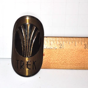 Vintage ovale "TREK" Fahrrad Kopf Abzeichen 80er Jahre Maße 2 1/2" x 1 1/4" - Bild 1 von 5