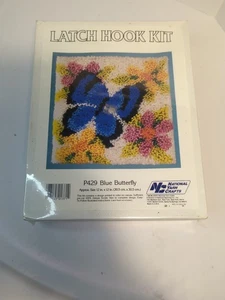 Kit artesanal de gancho de cierre artesanal National Yarn Crafts azul mariposa 12" x 12" #P429 NUEVO - Imagen 1 de 6