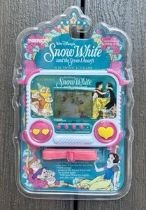 Vtg 1993 Tiger Electronics SNOW WHITE Disney HANDHELD GAME Mint In Package - Picture 1 of 3
