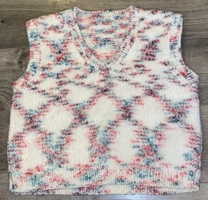 Handmade Crochet Knit Cream W Red Green V Neck Sweater Vest Sz 4/5? P2P16 Sh2w16 - Picture 1 of 5