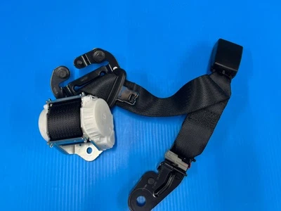 2023-2026 FORD F250 F350 SUPER DUTY CREW CAB REAR SEAT BELT CENTER BLACK - Image 1 of 4