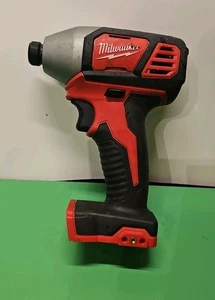 Milwaukee 2656-20 18V Destornillador de Impacto Inalámbrico Solo Herramienta  - Imagen 1 de 4