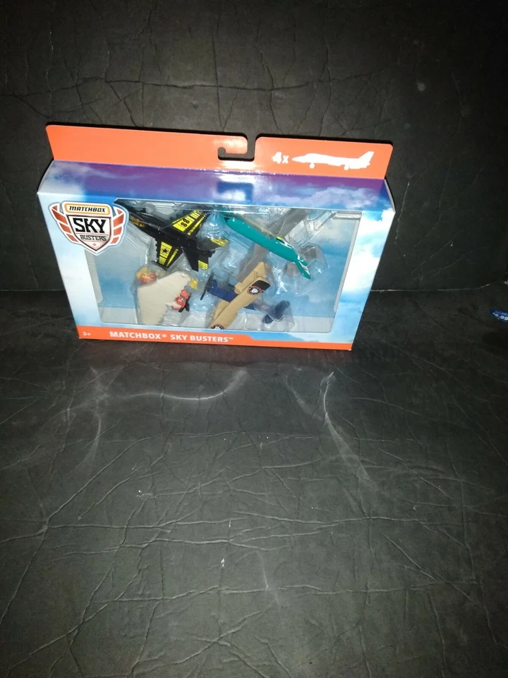 Matchbox Sky Busters 4 упаковки самолеты aGes 3+ - Изображение 1 из 1