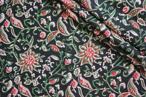 Black Floral 100%Cotton Indian Ikat Hand Block Print Dress Material Craft Fabric - Picture 1 of 7