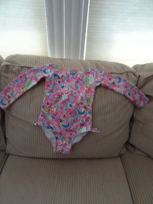 Traje de baño Flap Happy Girls 2T manga larga una pieza usado excelente estado Foto 1 de 3