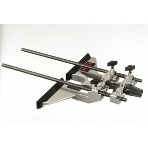 Bosch Parallelanschlag für Oberfräsen - Bild 1 von 2