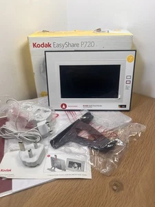 Kodak EasyShare P720 7" Digital Photo Frame Quick Touch Border - Boxed - Picture 1 of 11