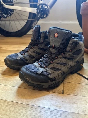 MERRELL MOAB 2 MID WATERPROOF HIKING BOOTS BELUGA SIZE 12 M - Image 1 of 4