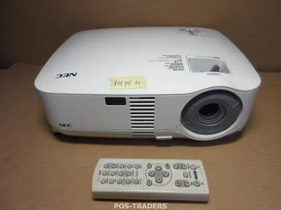 NEC VT700 Projector Beamer XGA 3LCD 3000 Lumens - Incl Remote - 1496 Hours  - Image 1 of 2