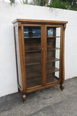 20 世纪初帝国高宽老虎橡木书柜展示架柜 5615 — 第 1/4 张图片