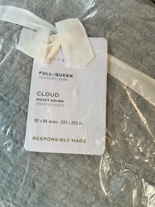 1 Pottery Barn Cloud Duvet Bed Cover Full / Queen Size Chambray Blue So Soft NEW - Picture 1 of 4