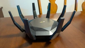 ASUS RT-AX89X Dual-Band 10Gb Gaming Wifi 6 Router SFP+ - Schwarz - Bild 1 von 9