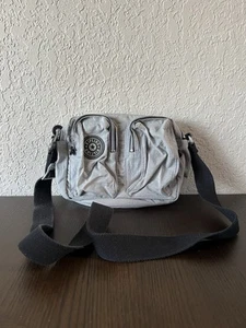 VTG Y2K Kipling Light Gray Crossbody Bag W Extra Pouch - Picture 1 of 5