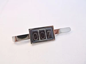 JAMES BOND 007 BOMB TIMER COUNTER TIE SLIDE TIE GRIP PIN BAR GIFT - Picture 1 of 2