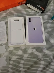 Apple iPhone 11 - 128 GB viola - SOLO SCATOLA - SENZA TELEFONO - Foto 1 di 6