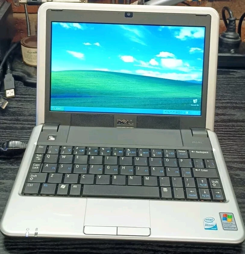 DELL INSPIRON 910 Netbook WinXP - image 1 of 1