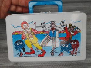 Seltene Vintage Mcdonalds 1987 Happy Meal Lunchbox Bleistiftetui Fußball Thema LOOK - Bild 1 von 24