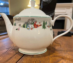 Lenox Sleighride Teapot & Lid - Picture 1 of 4