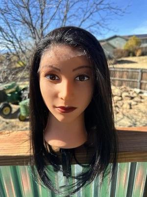 Peluca frontal de encaje recto negro Foto 1 de 4