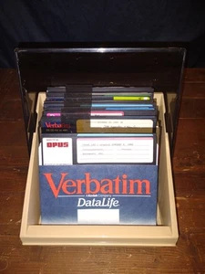 Floppy Disc Data Storage Box Case 8" With 21 Used Disks Vintage for IBM WANG etc - Picture 1 of 14