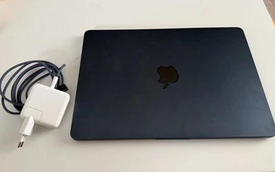 Apple MacBook Air 13,6" 2024 M3/16/512GB SSD 10C GPU Mitternacht MXCV3D/A - Bild 1 von 3