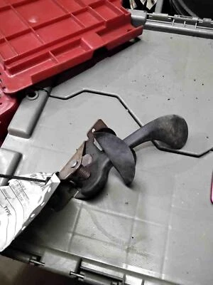 1996 PONTIAC GRAND AM Inside Door Handle - Image 1 of 4