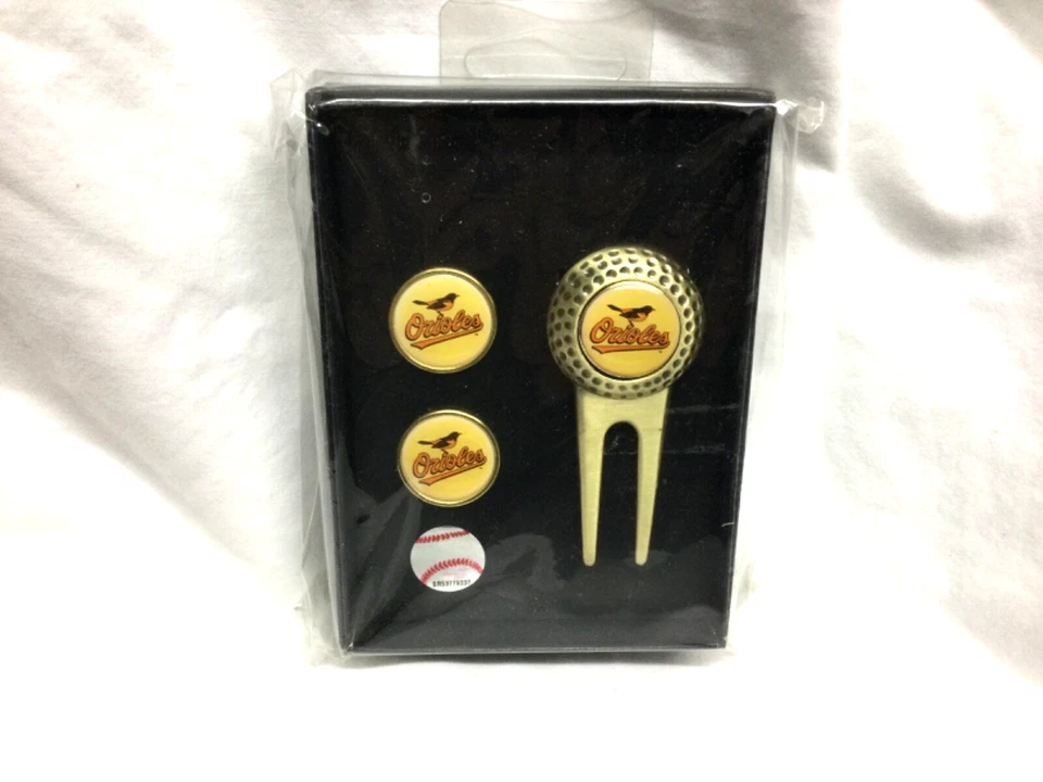 MLB Baltimore Orioles Golf Divot Tool Ball Marker Combo Set NEW 1990s Vintage - Image 1 of 1
