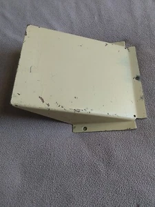 US Military Humvee Ventilator Air Vent Cover HMMWV Ambulance  2540-01-316-2588 - Picture 1 of 6